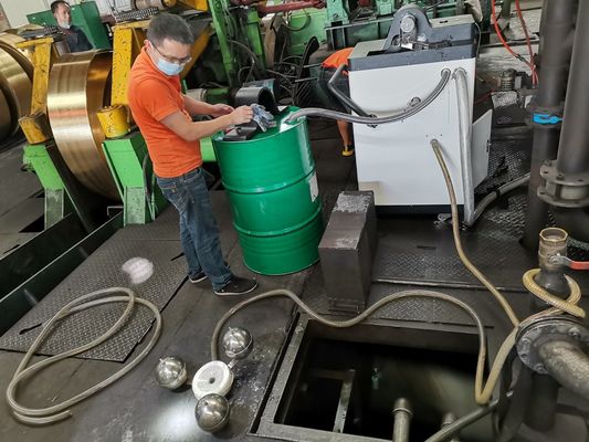 การแปรรูป การตัดน้ํายา Dispenser การทําความสะอาดน้ํายา CNC เครื่องทําความสะอาดน้ํายาเย็น
