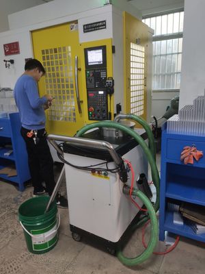 เครื่องมือเครื่องจักร CNC ระบบกรองน้ําเย็นเพื่อกําจัดน้ําเหลวตัดและขยะผง