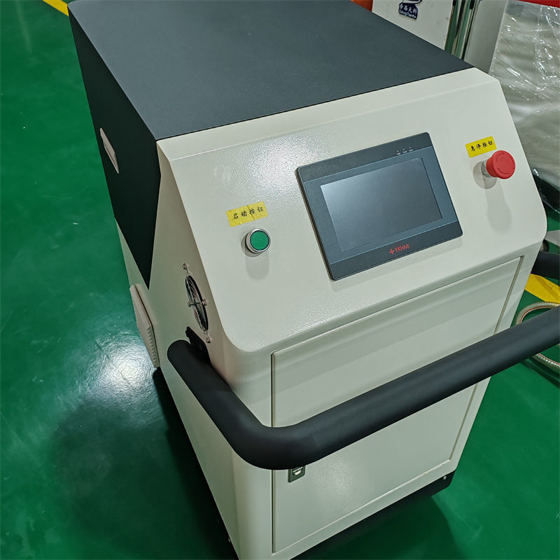 PLC และการควบคุมความถี่ที่เปลี่ยนแปลง CNC เครื่องสกิมเมอร์น้ํามันที่มีปั๊มน้ํามัน